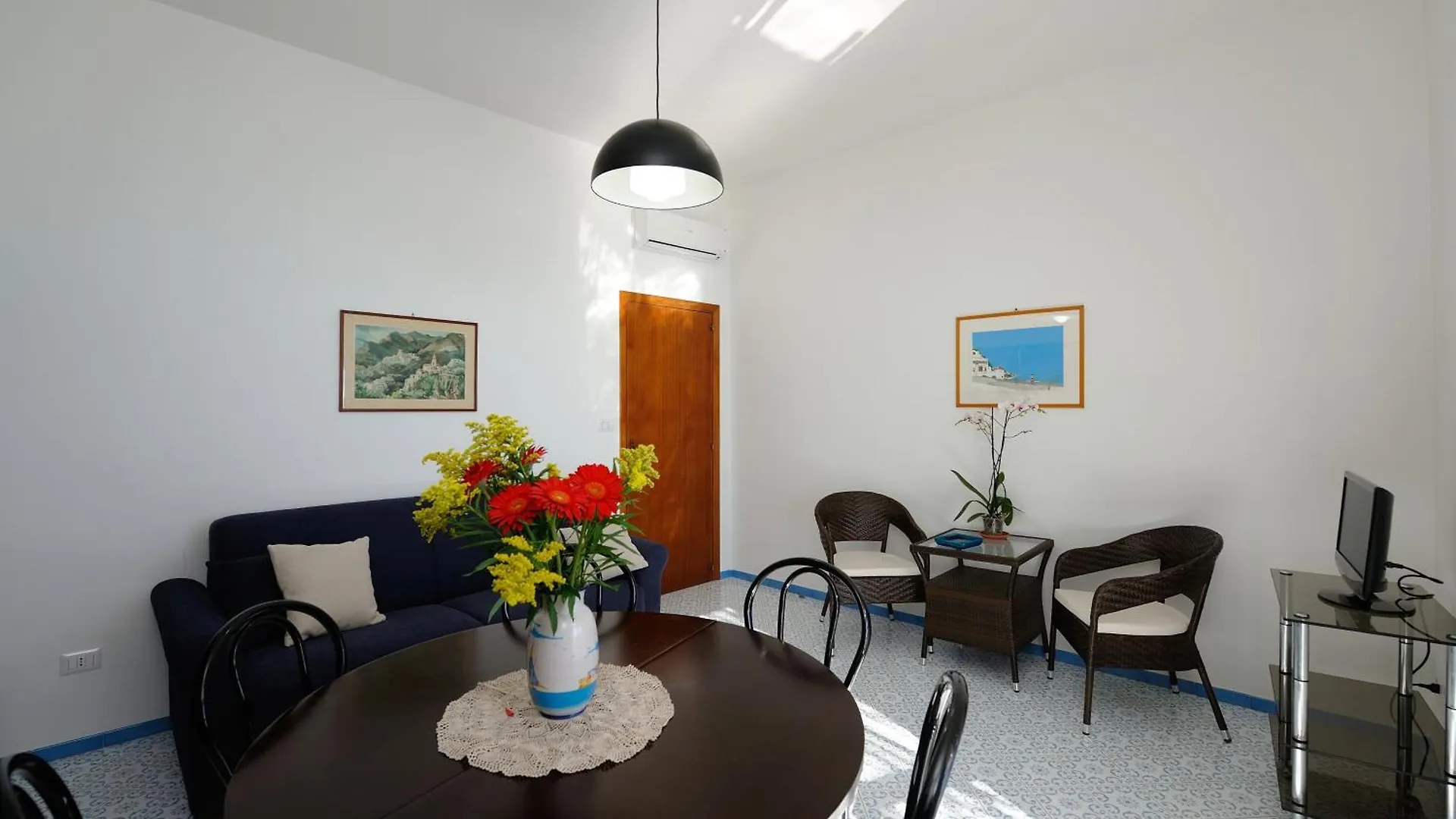 Amalfi Blue Flowers B 0*,  Italien